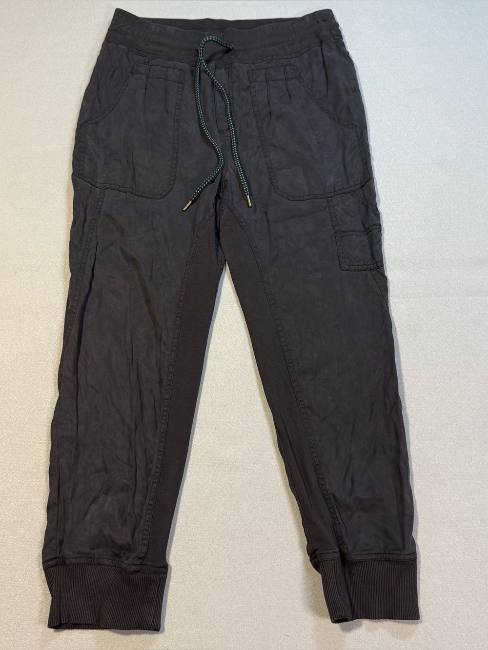 Anthropologie The Nomad Jogger Pants Women’s M Black Lyocell Cargo Utility